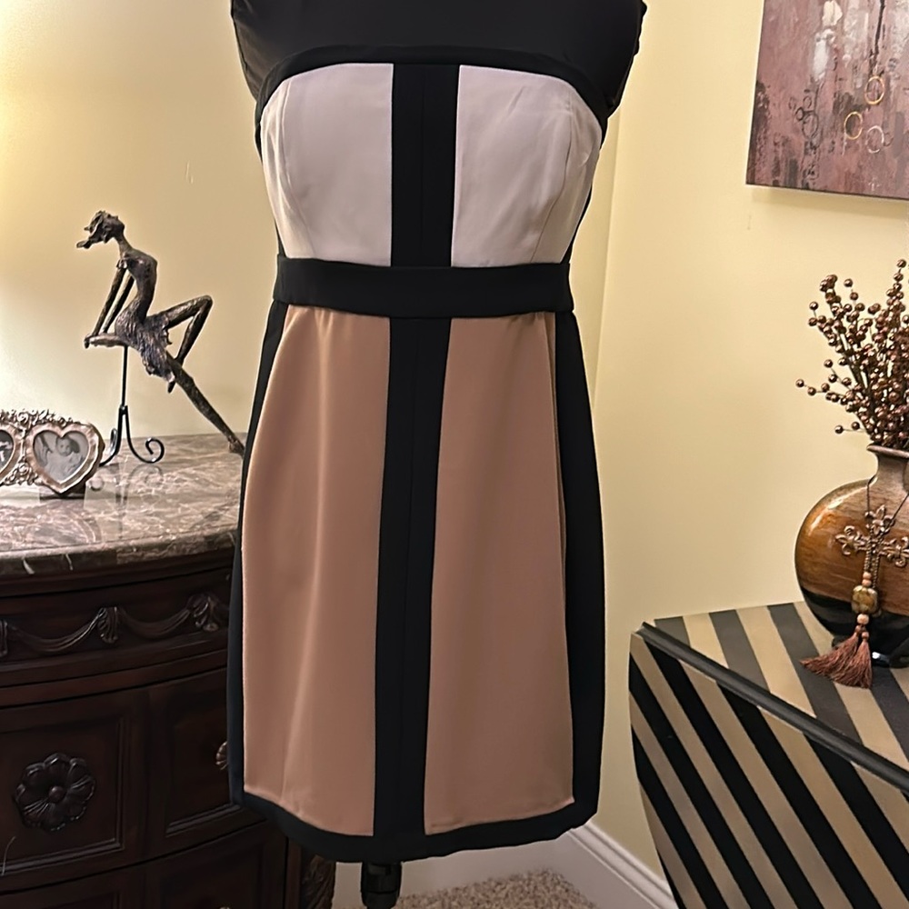 NWOT NEW YORK & COMPANY Brown, Black, and Cream Color Strapless Dress size 10